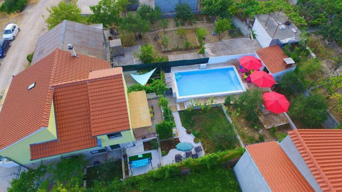 Exterior, House Sandra with pool, Ka&scaron;tel Sućurac, Croatia Ka&scaron;tel Sućurac