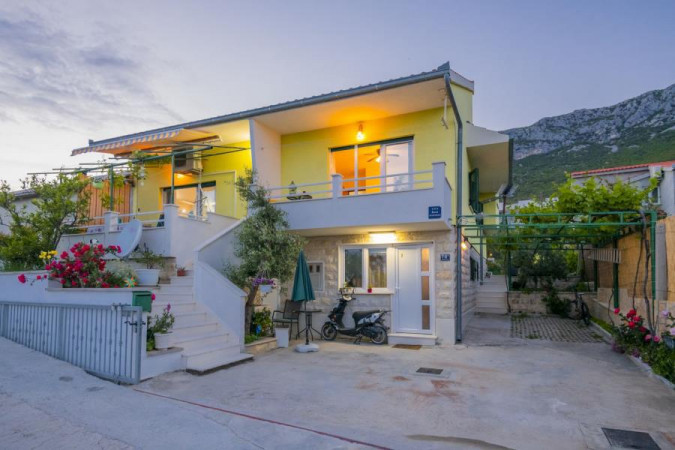 Exterior, House Sandra with pool, Ka&scaron;tel Sućurac, Croatia Ka&scaron;tel Sućurac